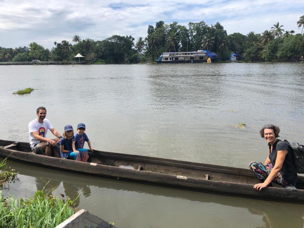 Ayana'S Homestay Alappuzha Екстер'єр фото